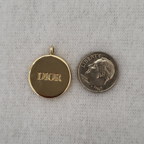 Dior Ja'dore NWOB Gold Tone Pendent With White Fragrance Stone 8mm - Picture 9 of 12